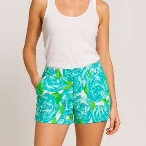 Lilly Pulitzer Callahan Short Blue Floral Size 6